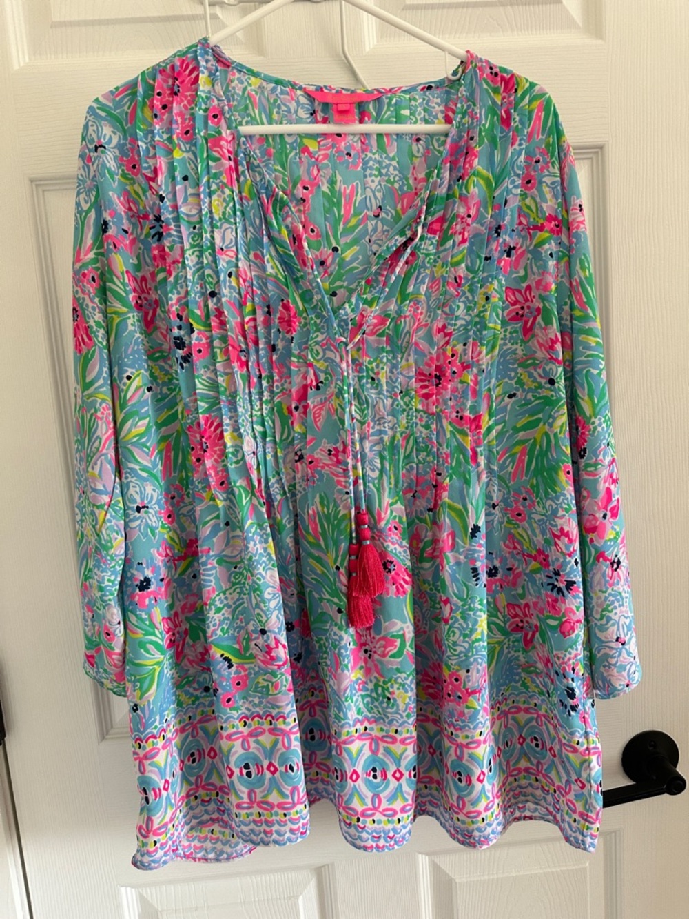 Bright Floral Tassel Tunic - Pink & Aqua. Lilly Pulitzer size XL.